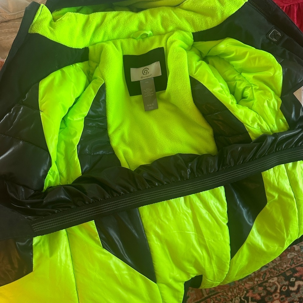 Kids Champion Black and Green Hooded ski/snowboard jacket parka - Picture 5 of 8
